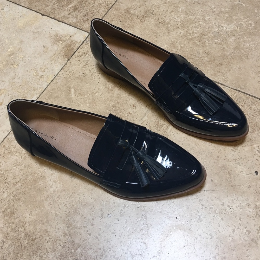 Women’s Patent Blue Leather Kiltie loafers Size 10